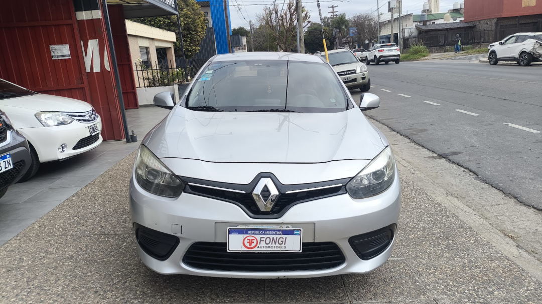 Renault Fluence 1.6 Dynamique Pack 2015