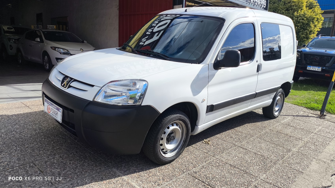 Peugeot Partner 1.6 HDI 5AS 2021