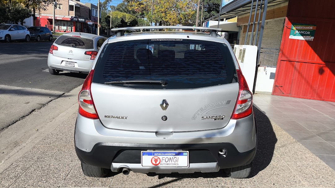 Sandero Stepway 1.6 Confort GNC 2010